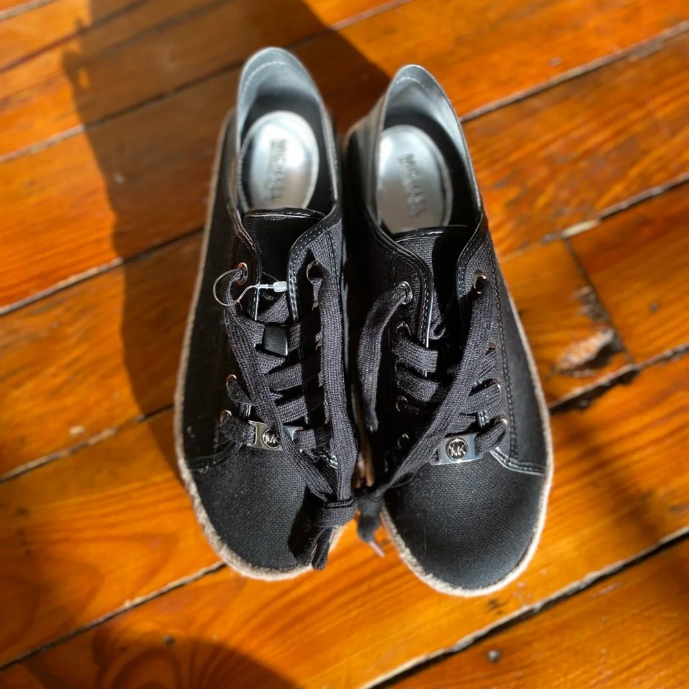 Michael Kors Bryson Lace Tie Up Espadrilles Black/ Silver Size 6